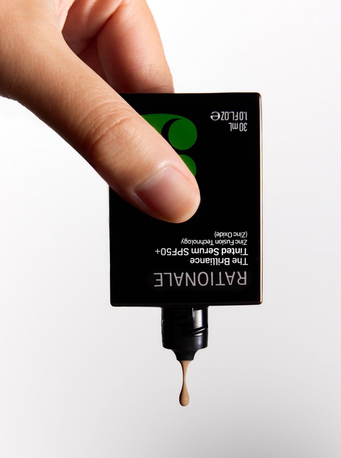 RATIONALE  #3 The Brilliance Tinted Serum SPF50+